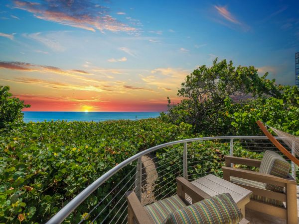 Eight Bedroom Beachfront Vacation Home in Jensen Beach