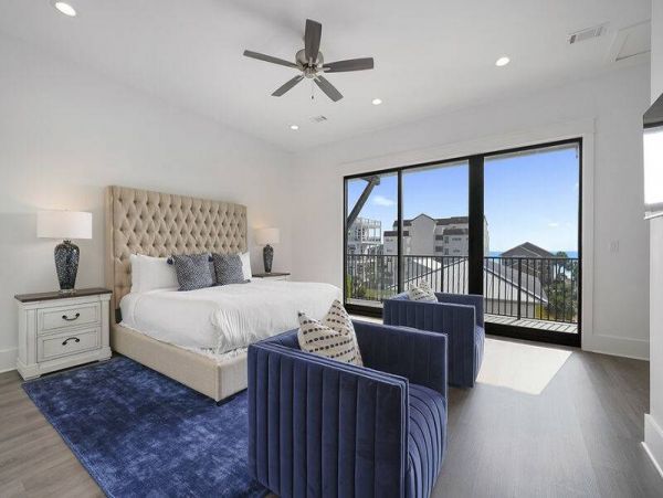 Perfect Coastal Getaway with 9 Bedrooms & Short Walk to Beach