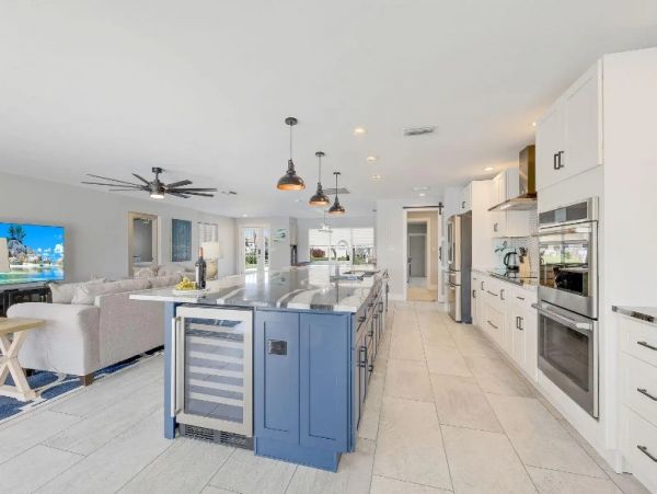 Cape Coral Vacation Pool Home Three Bedroom
