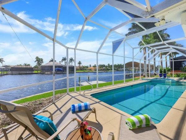 Cape Coral Vacation Pool Home Three Bedroom