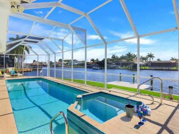 Cape Coral Vacation Pool Home Three Bedroom