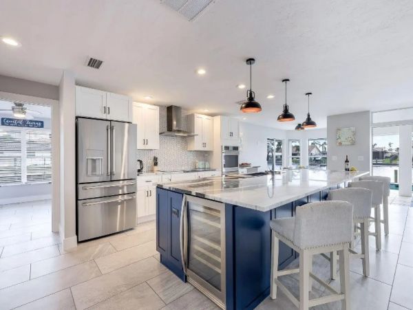 Cape Coral Vacation Pool Home Three Bedroom