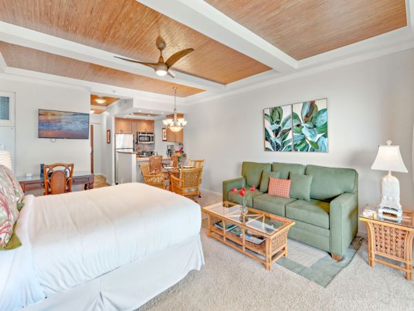 Lovely Studio with Ocean View & Great Amenities