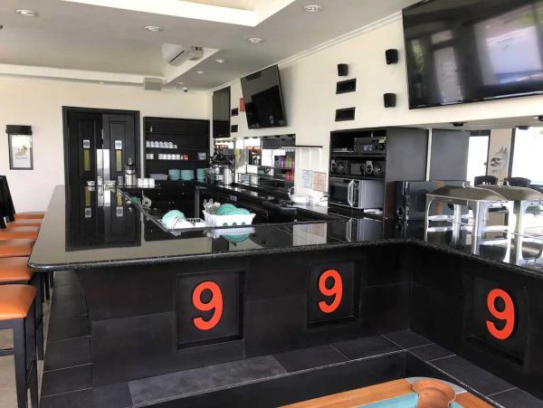 Jaco Beach Vacation Home with 17 Bedrooms and Pool