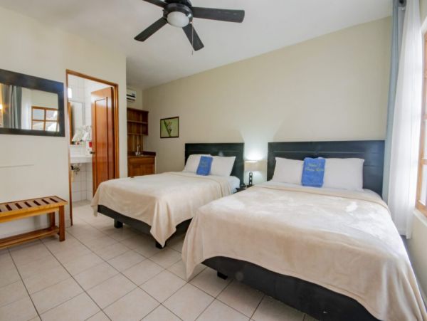Jaco Beach Vacation Home with 17 Bedrooms and Pool