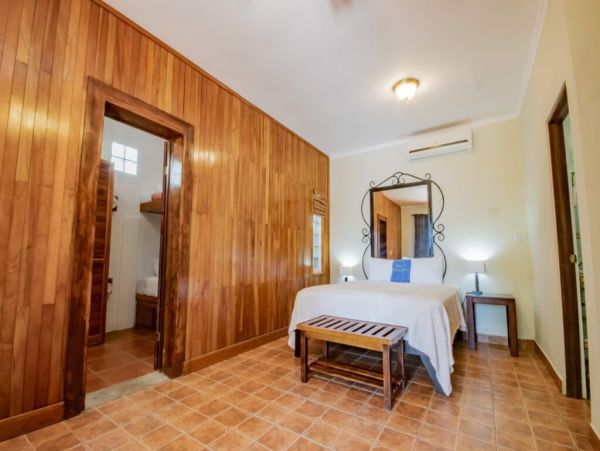 Jaco Beach Vacation Home with 17 Bedrooms and Pool
