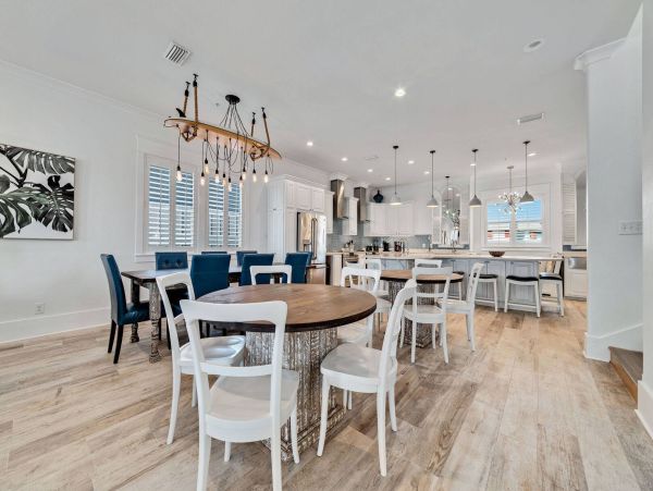 Gulf Shores Beachfront Eight Bedroom Vacation Home