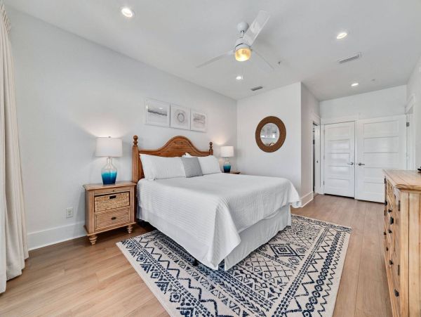Gulf Shores Beachfront Eight Bedroom Vacation Home