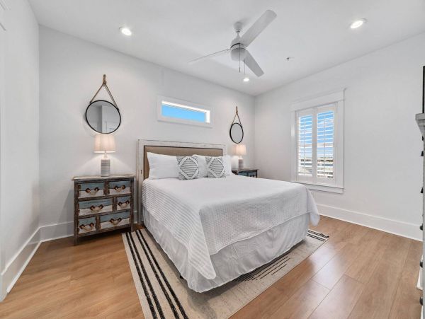Gulf Shores Beachfront Eight Bedroom Vacation Home