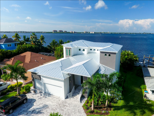 Riverfront Vacation Home in Cape Coral with 5 Bedrooms & Pool
