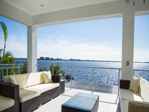 Riverfront Vacation Home in Cape Coral with 5 Bedrooms & Pool