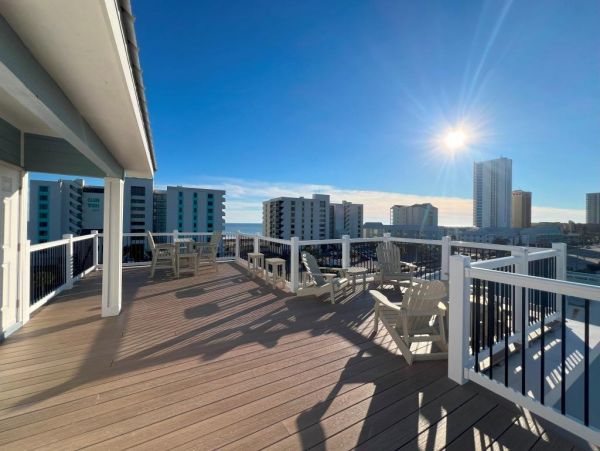 EIght Bedroom Vacation Rental Home in Gulf Shores