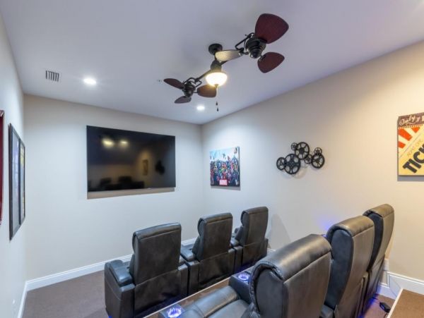 EIght Bedroom Vacation Rental Home in Gulf Shores