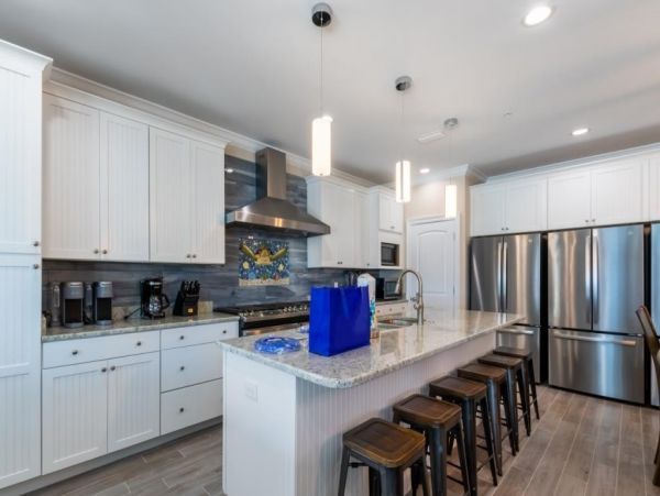 EIght Bedroom Vacation Rental Home in Gulf Shores
