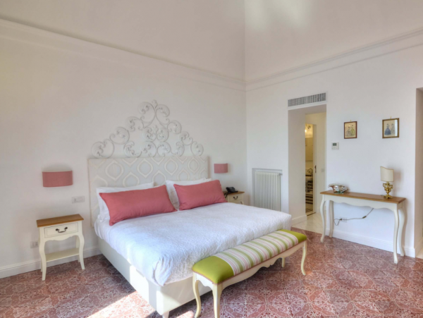 Charming Positano 3 Bedroom Vacation Rental Great Views