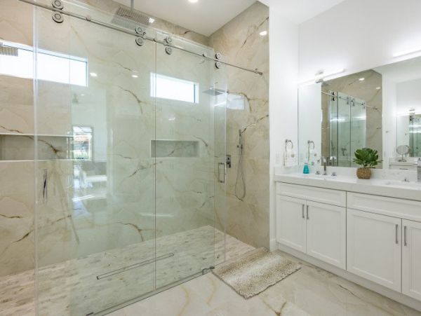 Cape Coral Vacation Four Bedroom Pool Home