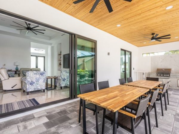 Cape Coral Vacation Four Bedroom Pool Home