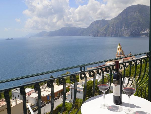 Charming Praiano 3 Bedroom Vacation Rental Amazing Views