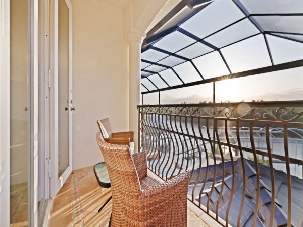 Gorgeous Views From this 5 Bedroom Vacation Home