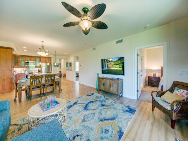 Garden Level Spacious Vacation Villa with 3 Bedrooms