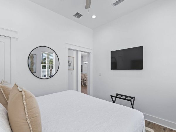 Destin Luxury Vacation Rental with 9 Bedroom and Pool