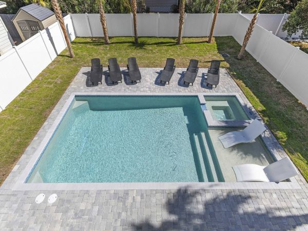 Destin Luxury Vacation Rental with 9 Bedroom and Pool