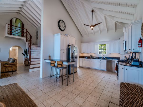Beautiful 5 Bedroom Vacation Villa in St. Thomas