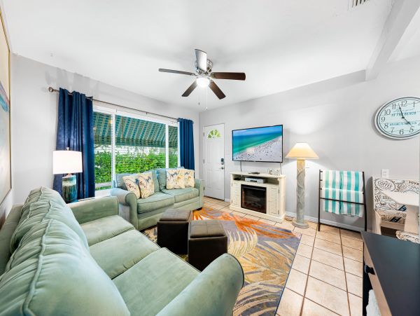 Siesta Key Vacation Rental Two Bedroom Walk to Beach