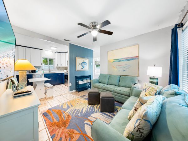 Siesta Key Vacation Rental Two Bedroom Walk to Beach