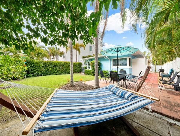 Siesta Key Vacation Rental Two Bedroom Walk to Beach