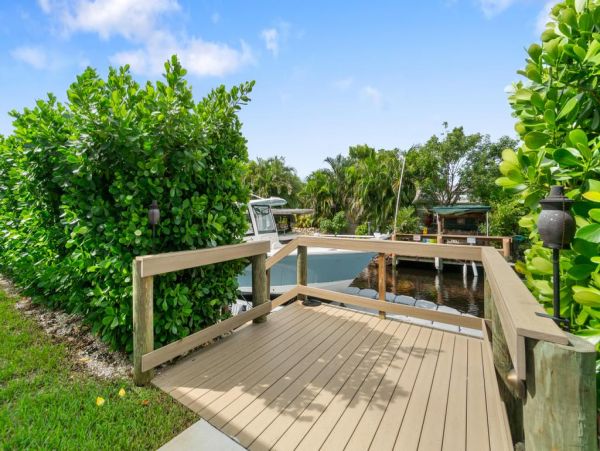 Beautiful Home with Private Pool & Dock