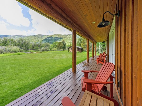 Wilson Vacation Cabin Four Bedroom
