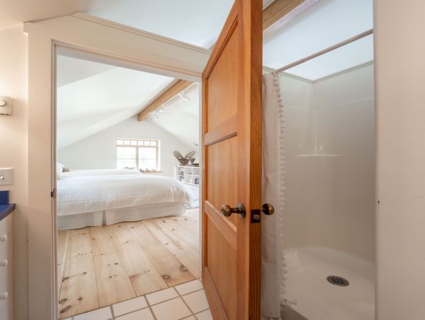 Wilson Vacation Cabin Four Bedroom
