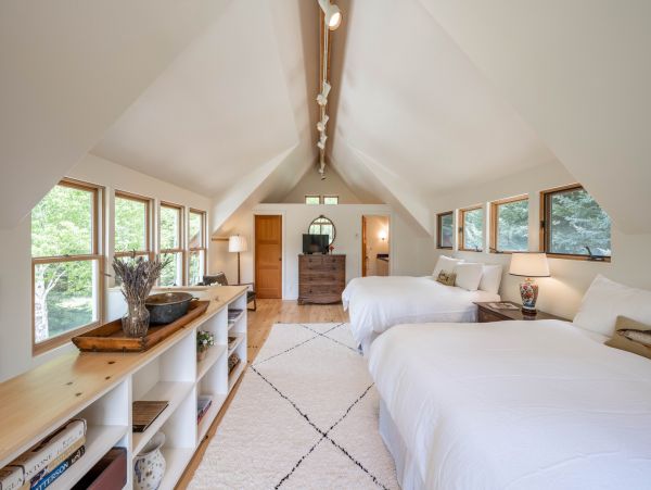 Wilson Vacation Cabin Four Bedroom
