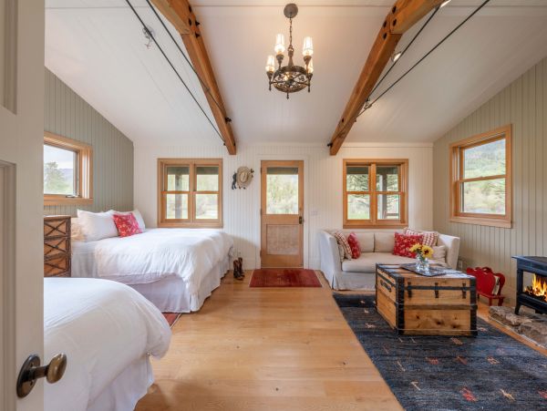 Wilson Vacation Cabin Four Bedroom