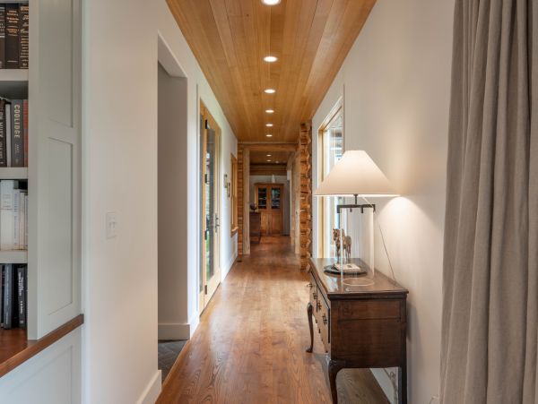 Wilson Vacation Cabin Four Bedroom