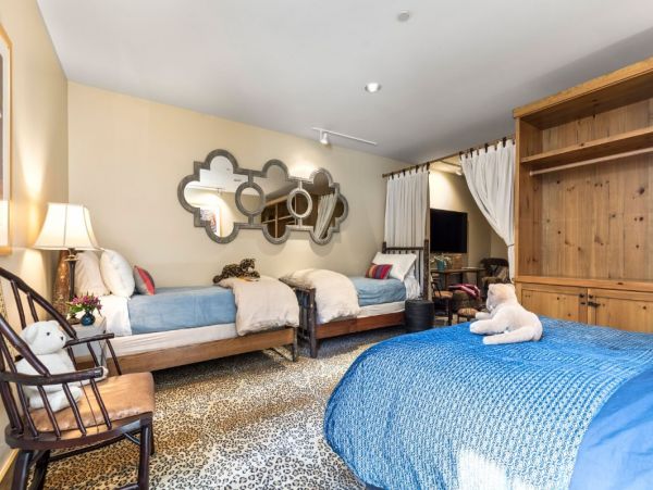 Gorgeous Teton Village Vacation Home with 4 Bedrooms