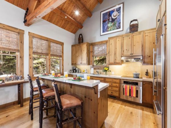 Gorgeous Teton Village Vacation Home with 4 Bedrooms