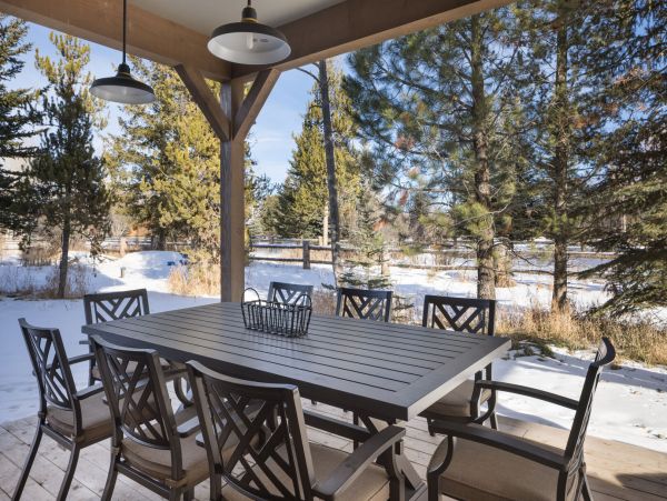 Wilson Vacation Home Sleeps Eleven Guests