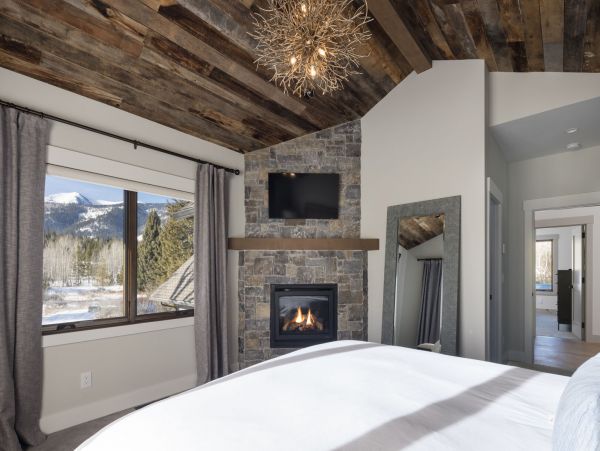 Wilson Vacation Home Sleeps Eleven Guests
