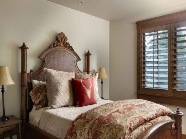 Ski-in Ski-out Four Bedroom Vacation Rental in Vail