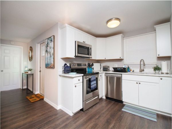 Lovely 3 Bedroom Vacation Home Sleeps 8