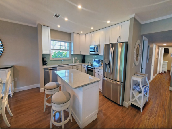 Beachfront Holmes Beach Condo So Special!