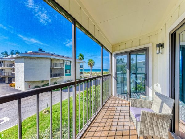 Gulf Views Bradenton Beach Vacation Condo