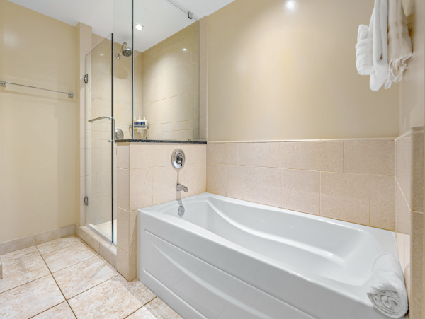 North Kaanapali Luxury Corner Vacation Condo Great Views