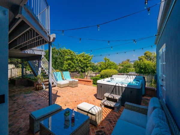 Walk to La Jolla Village & The beach La Jolla Luxury