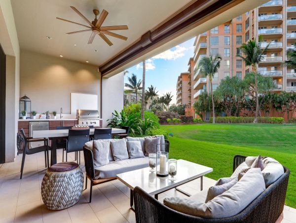 Beautiful Vacation Condo 3 Bedroom & Large Lanai in Lahaina