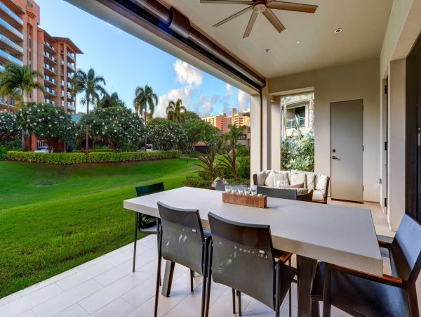 Beautiful Vacation Condo 3 Bedroom & Large Lanai in Lahaina