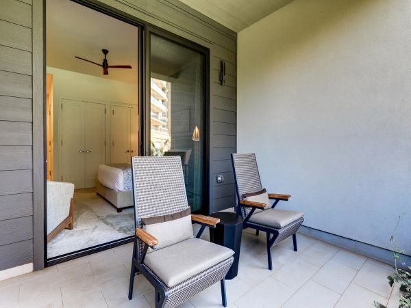 Beautiful Vacation Condo 3 Bedroom & Large Lanai in Lahaina