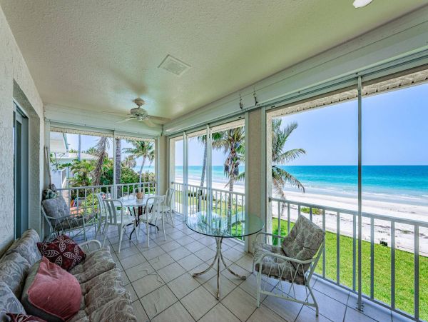 On Beach Great Redington Beach Vacation Home Three Bedroom